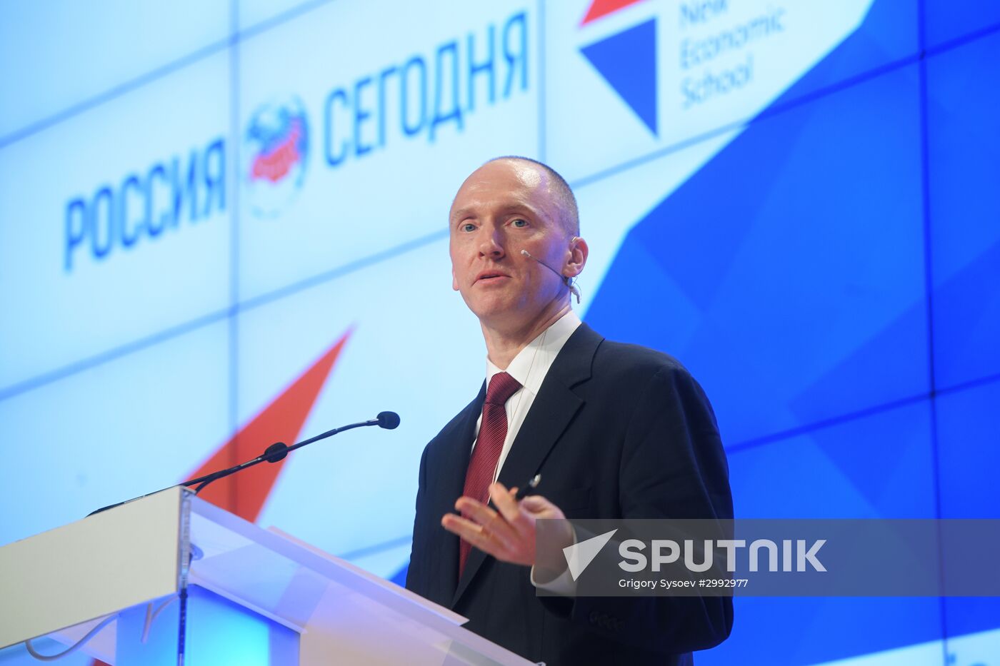 Press conference by Carter Page, Donald Trump's election campaign adviser