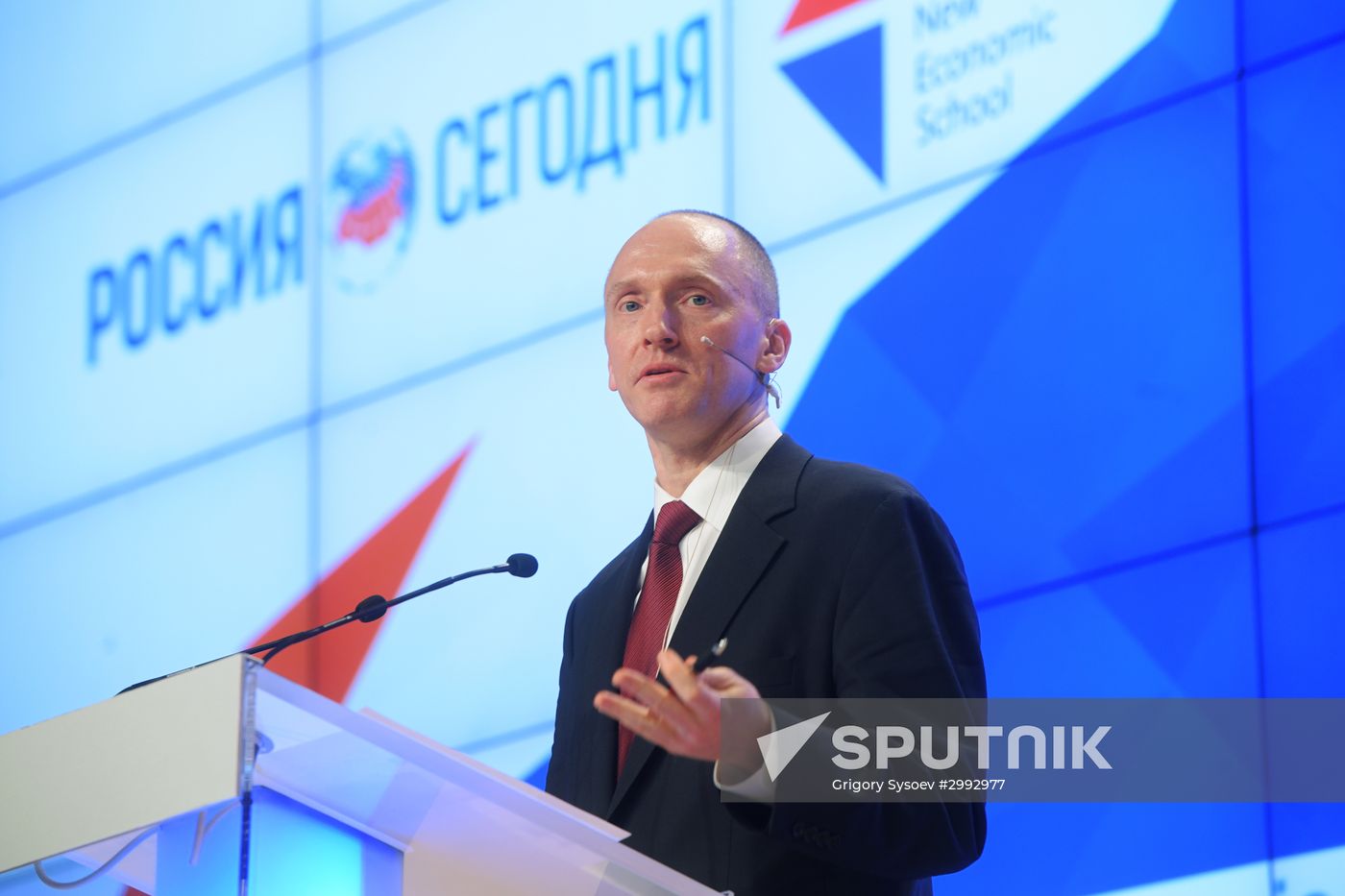Press conference by Carter Page, Donald Trump's election campaign adviser