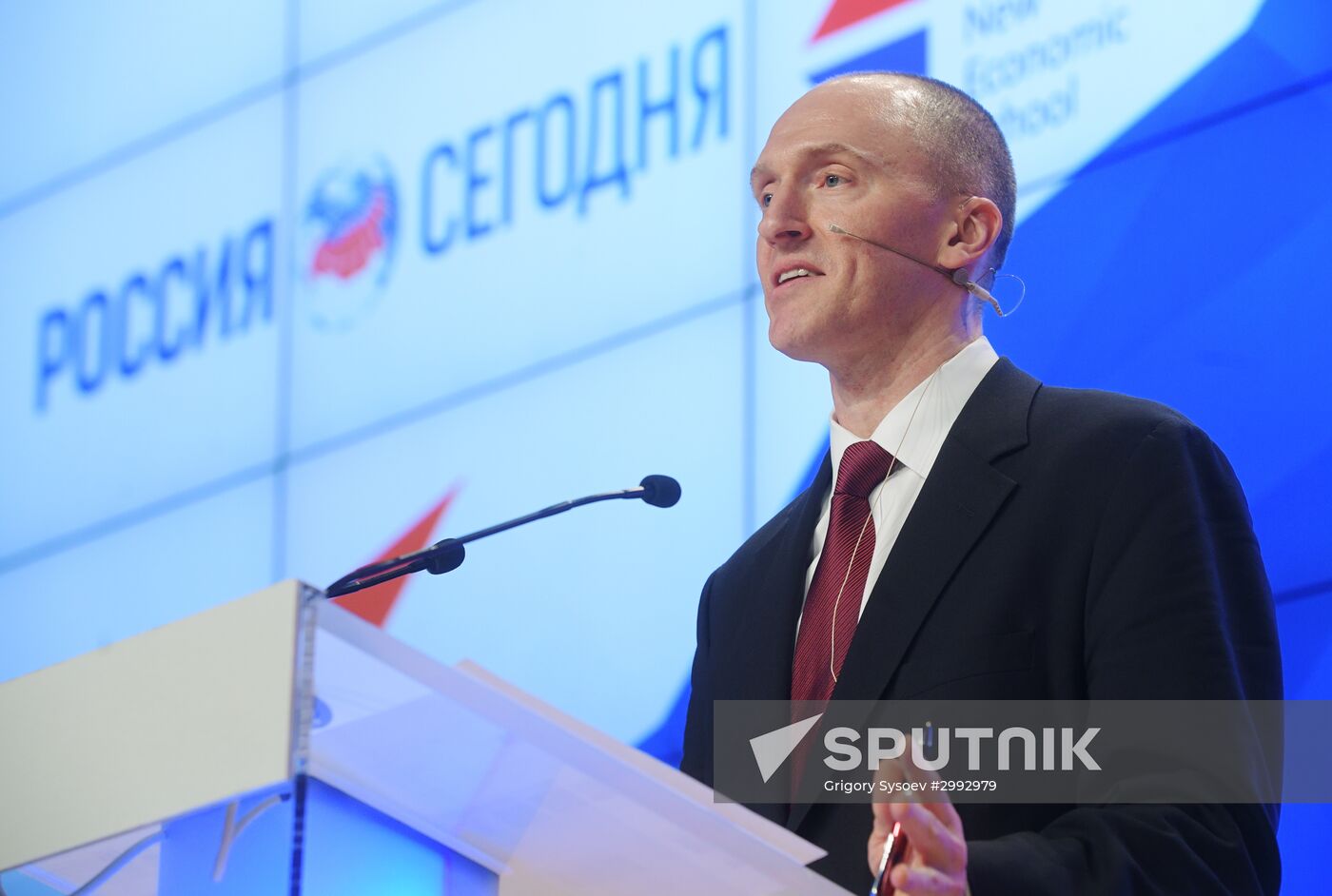 Press conference by Carter Page, Donald Trump's election campaign adviser