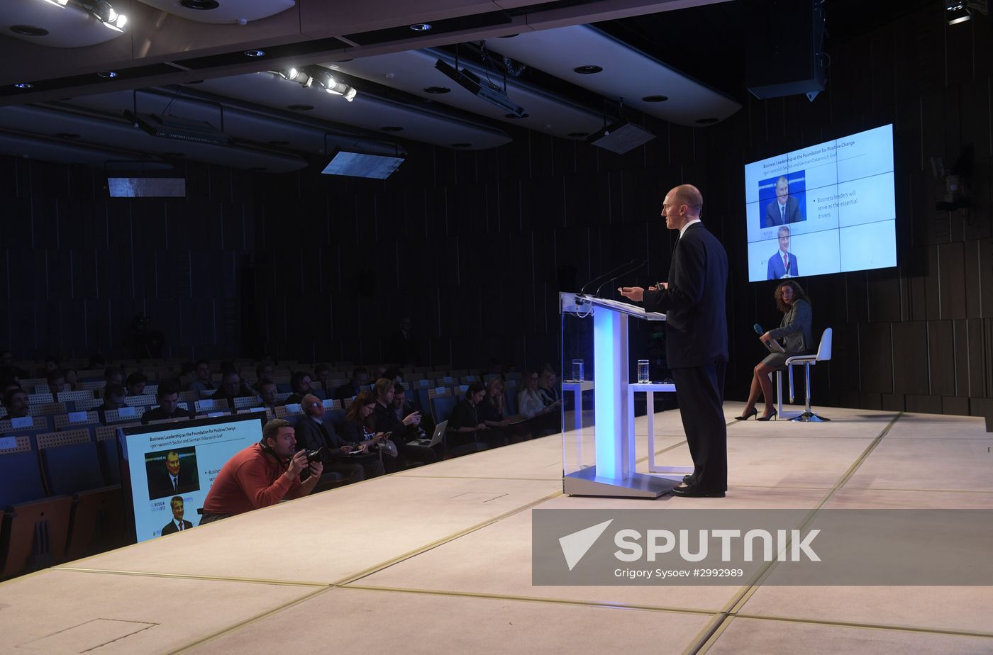 Press conference by Carter Page, Donald Trump's election campaign adviser