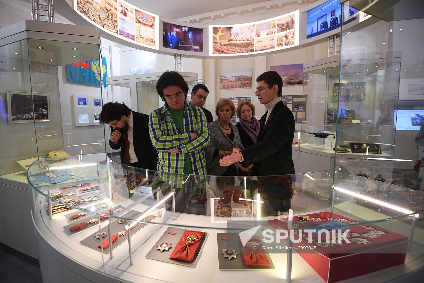 Exhibition "Russia 21st Century: Challenges and Priorities"