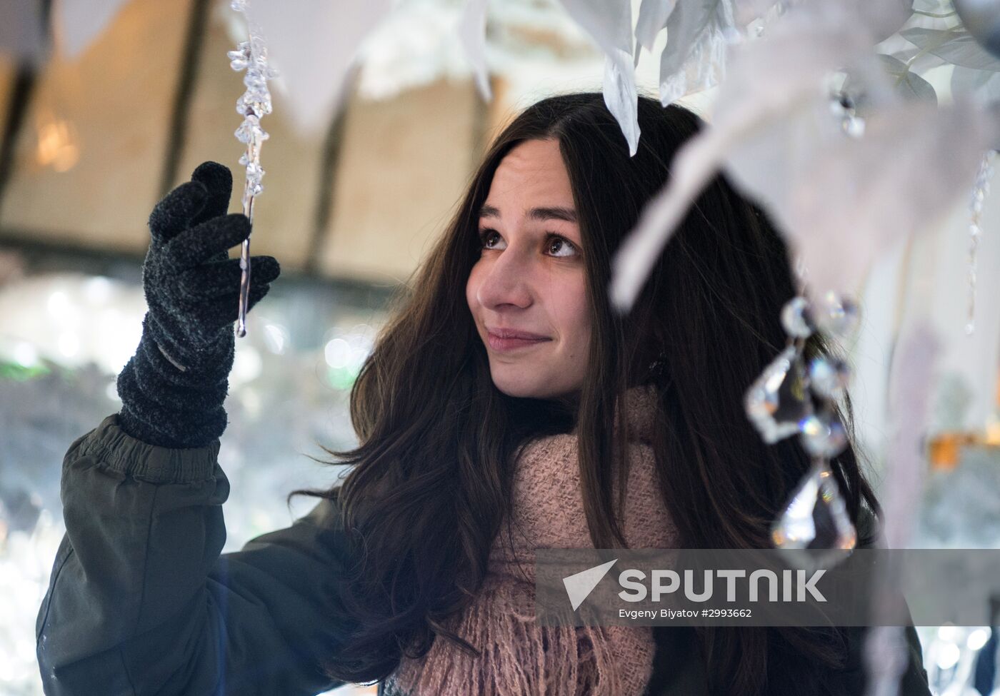 Test run of "Musical Forest" light art installation on Pushkinskaya Square