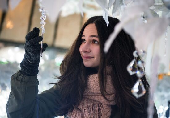 Test run of "Musical Forest" light art installation on Pushkinskaya Square