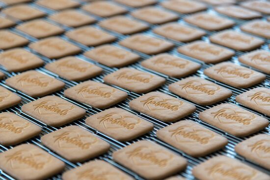 Production of cookies by Kellogg Russia factory in Voronezh
