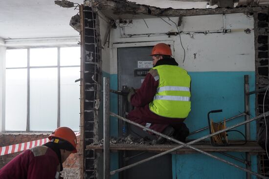 Repair work at Filyovskaya Line of Moscow Metro