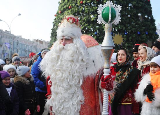 Russia's Chief Father Frost visits Rostov-on-Don