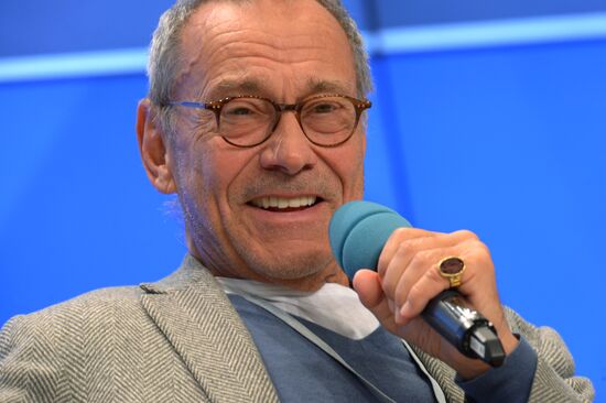 Press conference of Andrei Konchalovsky's Heaven film crew