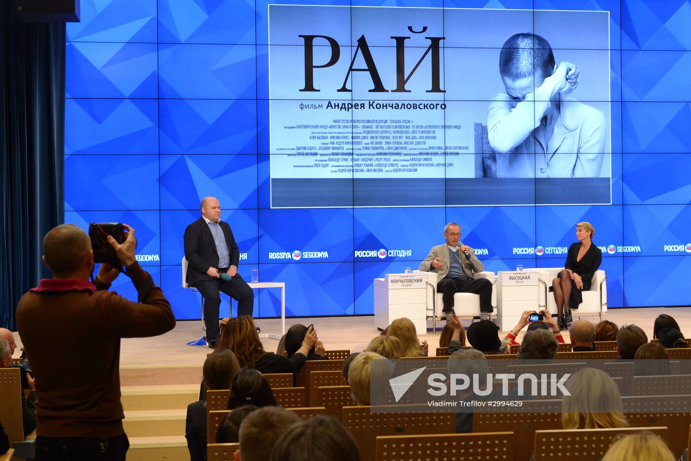 Press conference of Andrei Konchalovsky's Heaven film crew