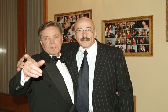 Boris Gromov and Alexander Rozenbaum