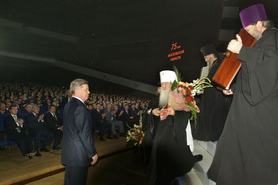 Yuvenaly and Gromov during 75th anniversary of Moscow Region