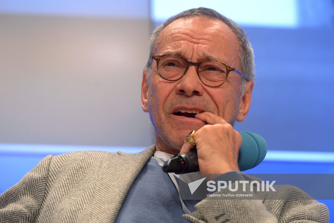 News conference by film crew of Andrei Konchalovsky's Paradise