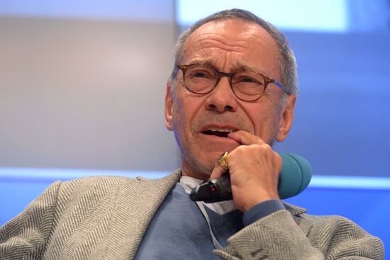 News conference by film crew of Andrei Konchalovsky's Paradise