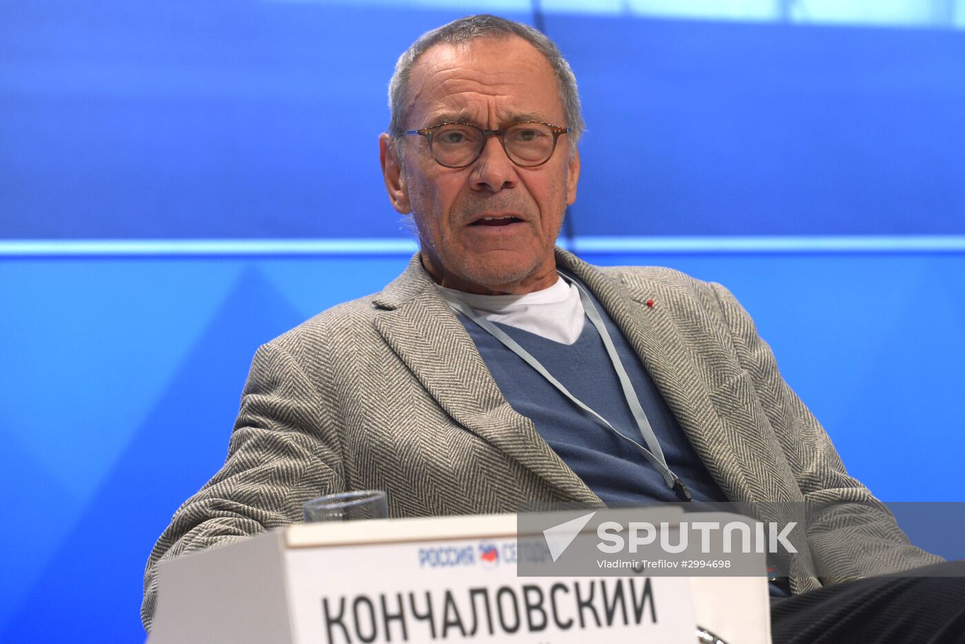 News conference by film crew of Andrei Konchalovsky's Paradise