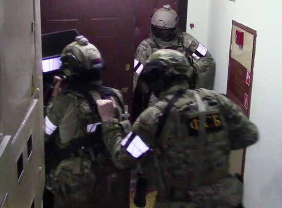 Russia's Federal Security Service detains terrorist group members