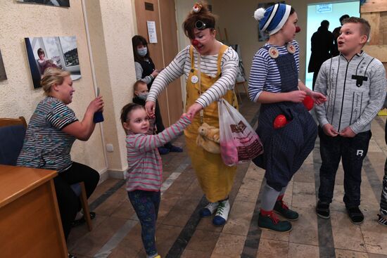 Snow Queen fairytale premiere organized by Doctor clown charity foundation