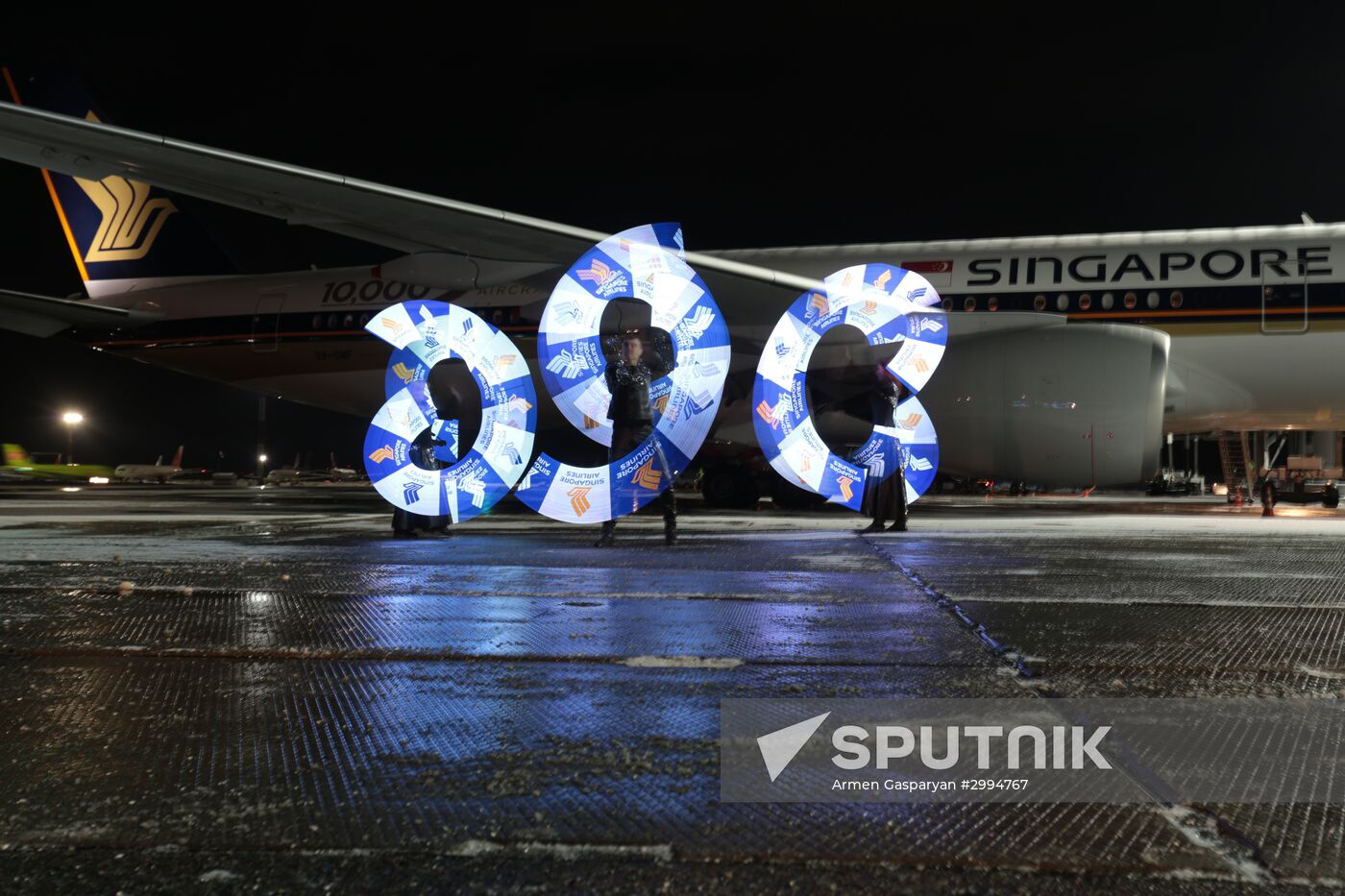 New generation airplane Airbus a350-900 Singapore Airlines operated first scheduled flight to Russia