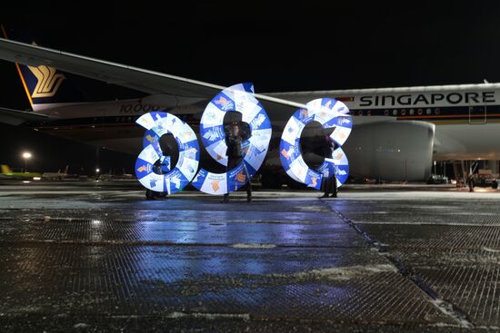 New generation airplane Airbus a350-900 Singapore Airlines operated first scheduled flight to Russia
