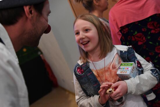Snow Queen fairytale premiere organized by Doctor clown charity foundation