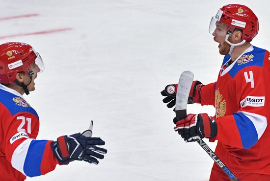 Ice hockey. Channel One Cup. Sweden vs. Russia