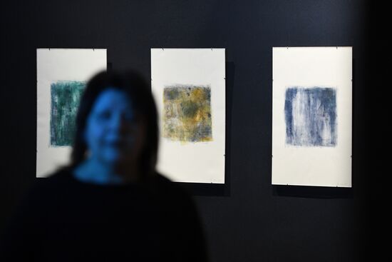 Multimedia exhibition "Space. Love" opens in Moscow