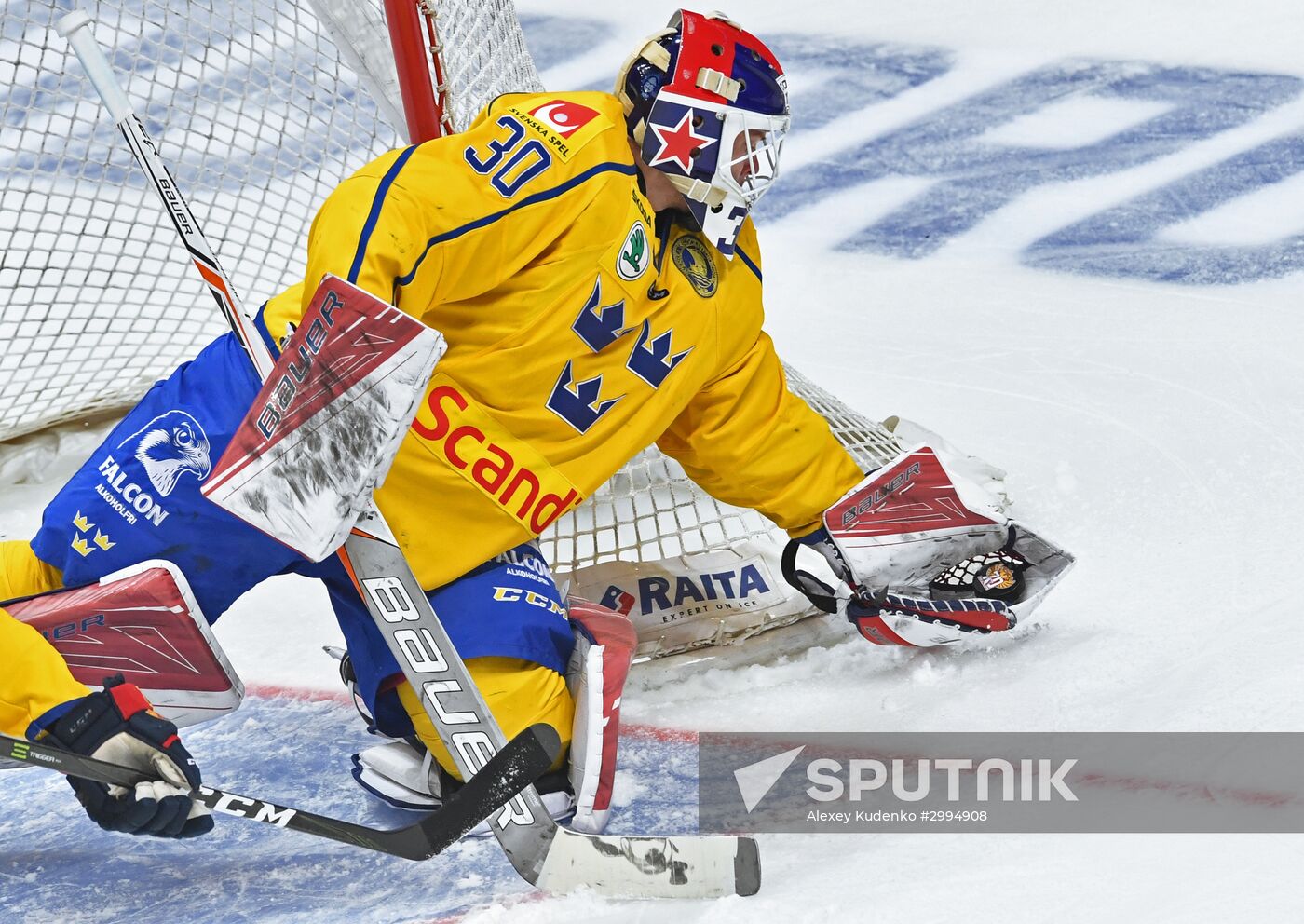 Ice hockey. Channel One Cup. Sweden vs. Russia