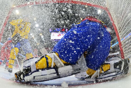 Ice hockey. Channel One Cup. Sweden vs. Russia