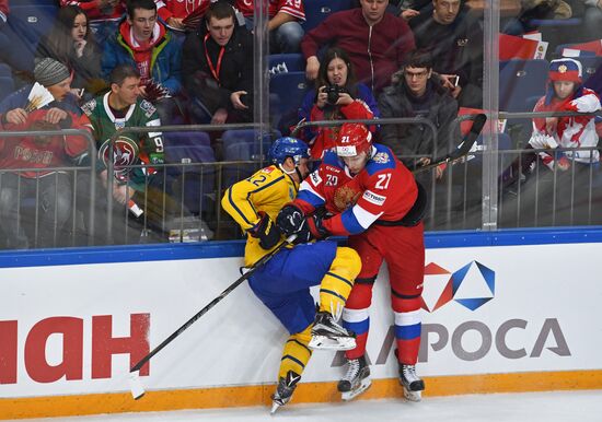 Ice hockey. Channel One Cup. Sweden vs. Russia