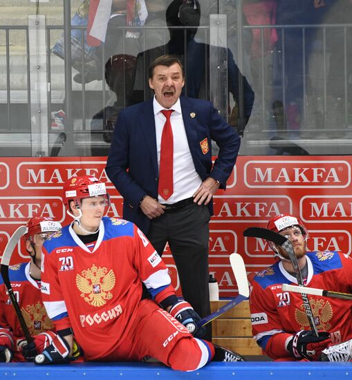 Ice hockey. Channel One Cup. Sweden vs. Russia