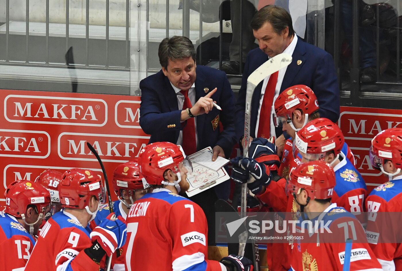 Ice hockey. Channel One Cup. Sweden vs. Russia