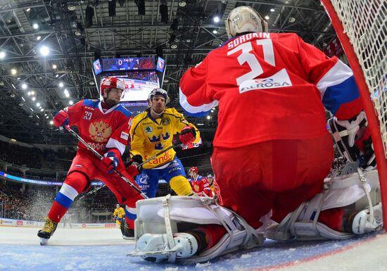 Ice hockey. Channel One Cup. Sweden vs. Russia