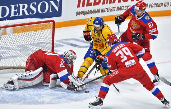 Ice hockey. Channel One Cup. Sweden vs. Russia