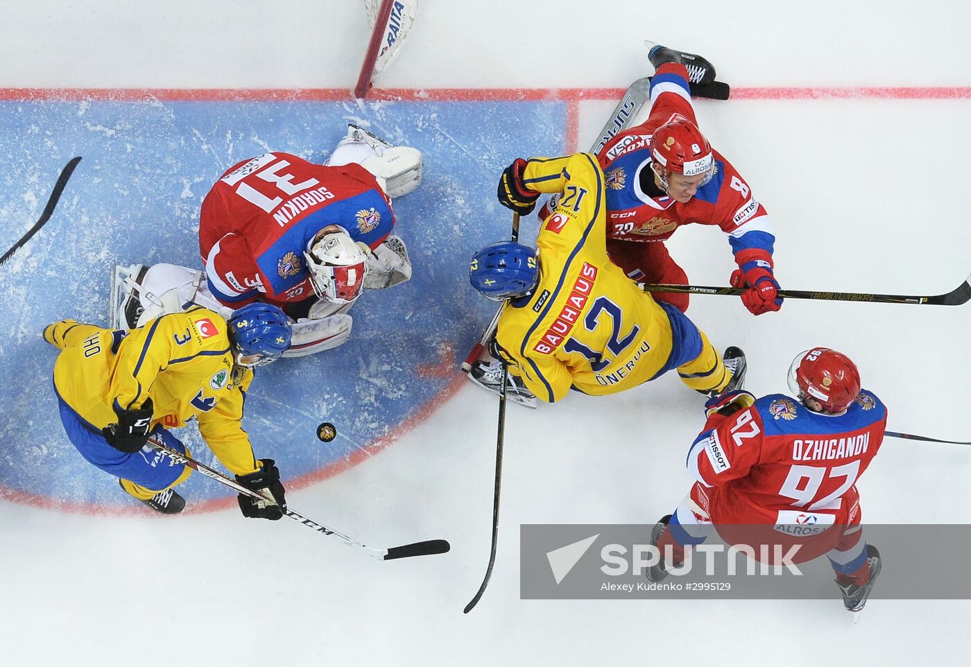 Ice hockey. Channel One Cup. Sweden vs. Russia