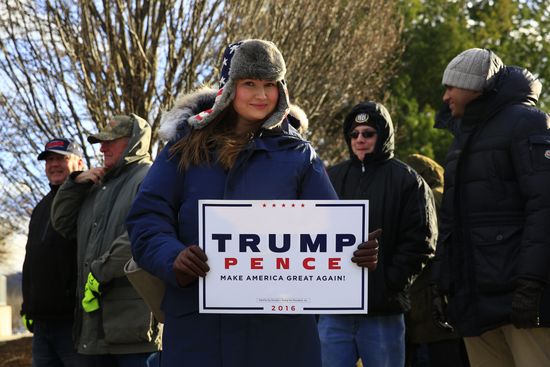 Donald Trump and Mike Pence meet with voters in Pennsylvania