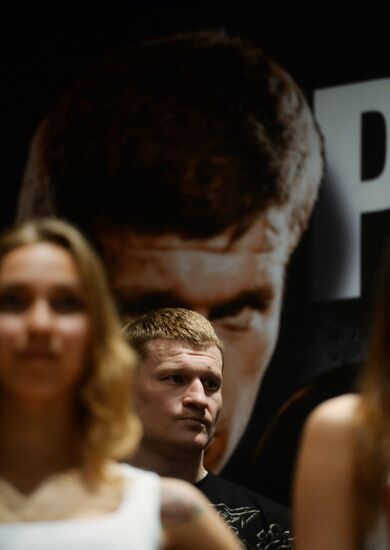 Boxing. Alexander Povetkin and Bermane Stiverne at weigh-in ceremony