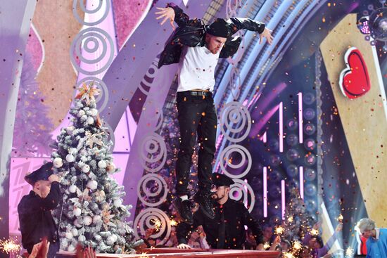 Channel One's New Year show production