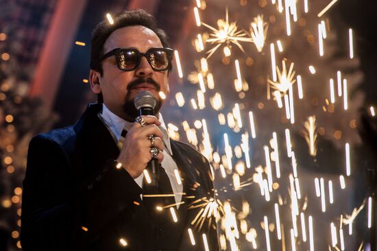 Channel One films New Year's show