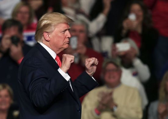 Donald Trump and Mike Pence meet with voters in Pennsylvania