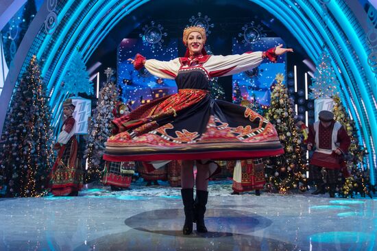 Channel One's New Year show production