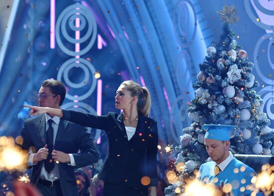 Channel One films New Year's show