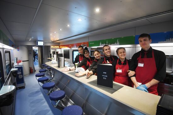 New Swift international train from Moscow to Berlin sets out on maiden voyage