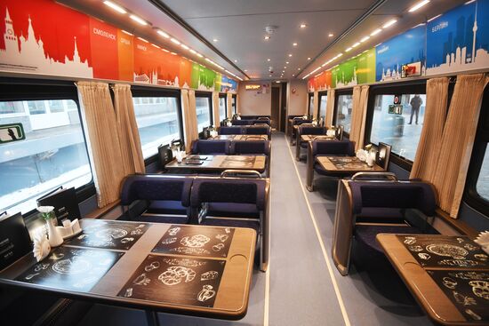 New Swift international train from Moscow to Berlin sets out on maiden voyage