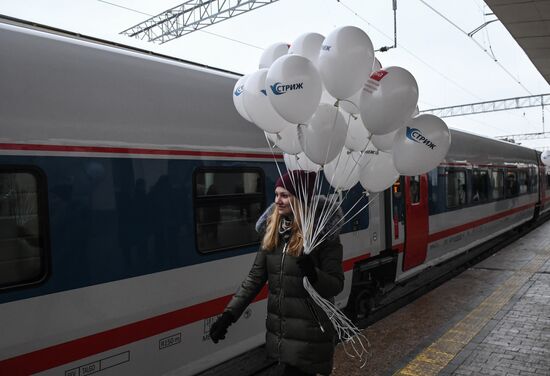 New Swift international train from Moscow to Berlin sets out on maiden voyage