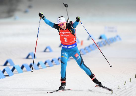 Biathlon. World Cup 3. Women's pursuit race