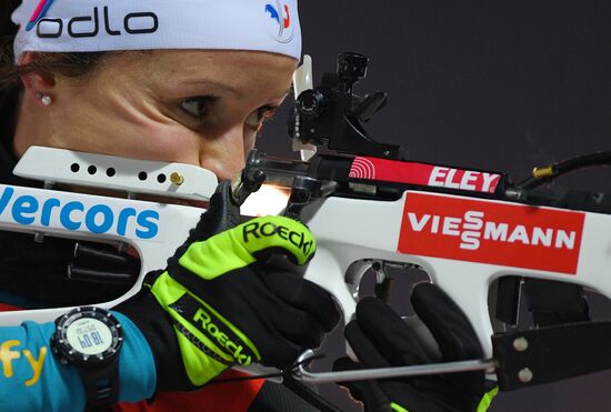 Biathlon. World Cup 3. Women's pursuit race