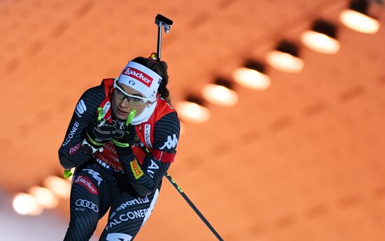 Biathlon. World Cup 3. Women's pursuit race