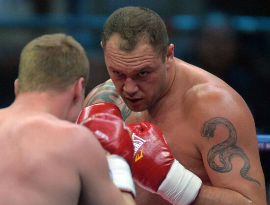 Boxing. Alexander Povetkin vs. Johann Duhaupas