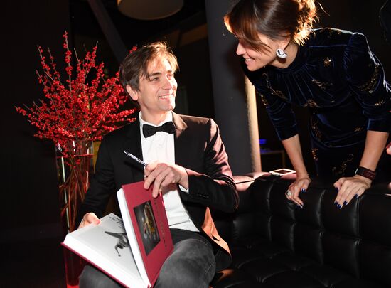 Vogue's cocktail party devoted to publication of "Impresario. Dancers in New Dimensions" book