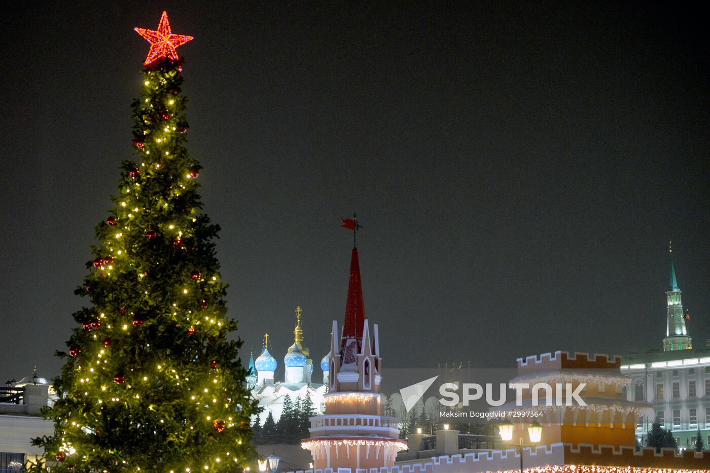 New Year Kremlin Embankment opened in Kazan