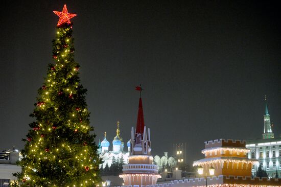 New Year Kremlin Embankment opened in Kazan