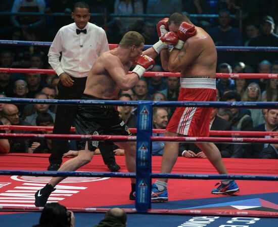 Boxing. Alexander Povetkin vs. Johann Duhaupas